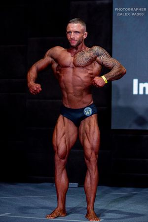 CLASSIC PHYSIQUE-НОВИЧКИ